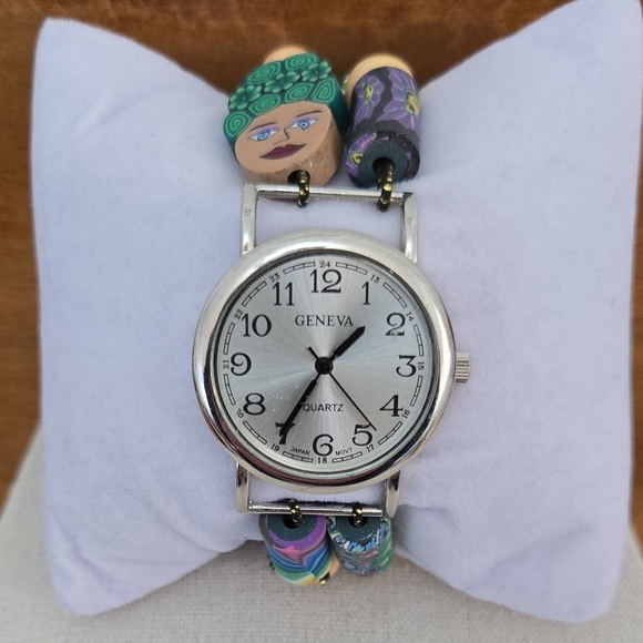 GENEVA SILVER FACE QUARTZ WATCH WITH STRETCH BEAD BAND - Picture 1 of 7